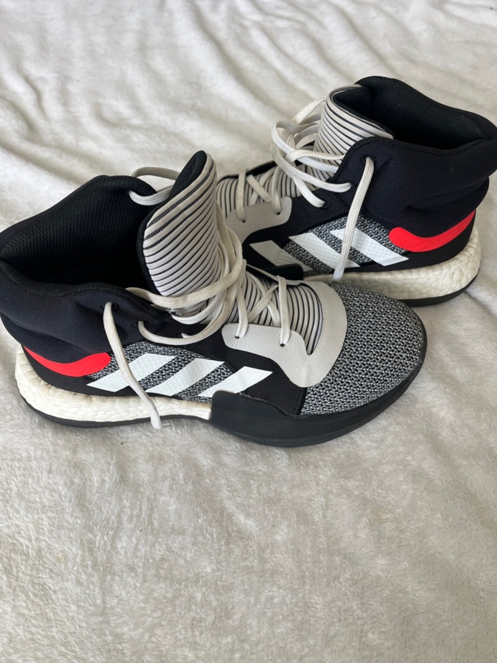 Adidas Marquee Boost Basketball Shoes size 6 Boys